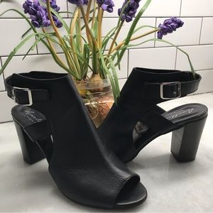 Avellini Leather Italy open toe heel black
